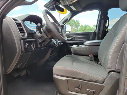 Used 2026 RAM 2500 Big Horn AWD/4WD image 7