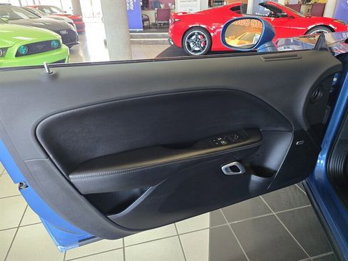 Used 2021 Dodge Challenger R/T w/ Blacktop Package image 7