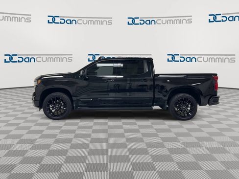 Used 2024 Chevrolet Silverado 1500 High Country w/ Midnight Edition AWD/4WD image 5