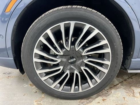 Used 2022 Lincoln Corsair Reserve w/ Equipment Group 201A image 28