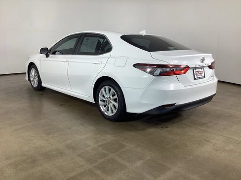 Used 2023 Toyota Camry LE FWD image 14