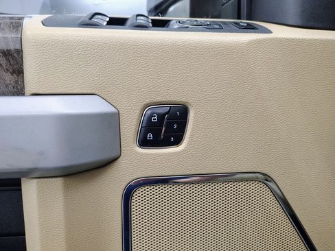 Used 2017 Ford F350 Lariat w/ Lariat Value Package image 28