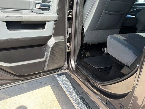 Used 2018 RAM 3500 Big Horn image 54