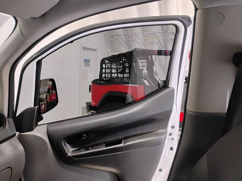 Used 2019 Nissan NV200 S FWD image 77
