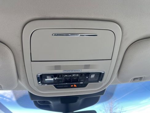 Used 2023 Lincoln Aviator Black Label w/ Dynamic Handling Package image 43