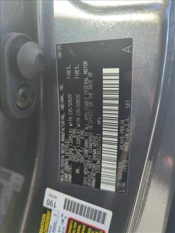 Certified 2025 Toyota Sienna Platinum FWD image 2