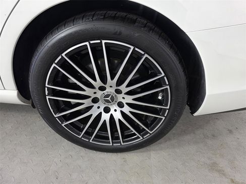 Certified 2025 Mercedes-Benz C 300 Sedan image 17