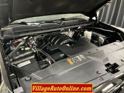 Used 2017 Chevrolet Silverado 1500 LT w/ Midnight Edition AWD/4WD image 40