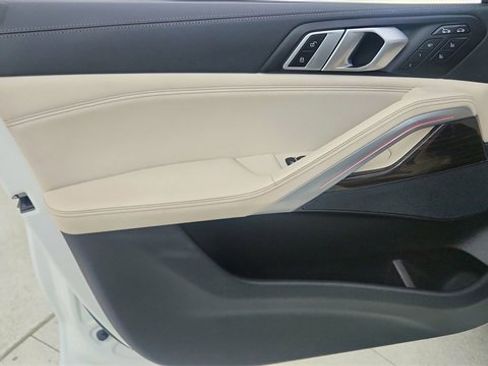 Used 2023 BMW X6 xDrive40i w/ Executive Package image 36