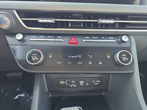 New 2026 Hyundai Sonata SEL FWD image 18