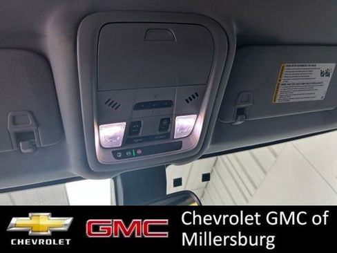 Used 2020 GMC Terrain SLT w/ Preferred Package image 25