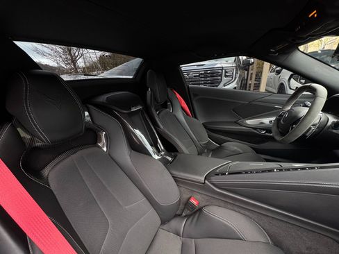 Used 2023 Chevrolet Corvette Stingray Convertible image 31