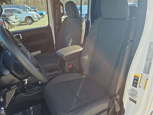 New 2026 Jeep Gladiator Sport image 15