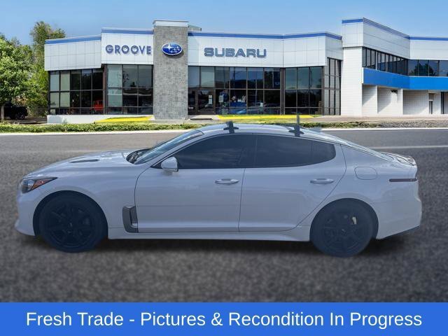 Used 2019 Kia Stinger AWD/4WD image 2