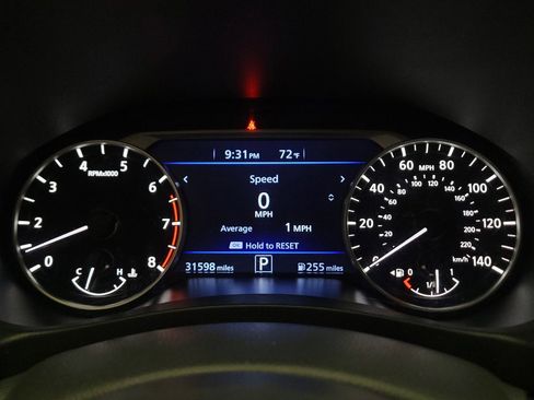 Used 2024 Nissan Altima 2.5 SV FWD image 23