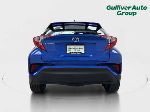 Used 2019 Toyota C-HR XLE FWD image 7