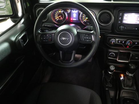 Used 2021 Jeep Wrangler Unlimited Sport image 16