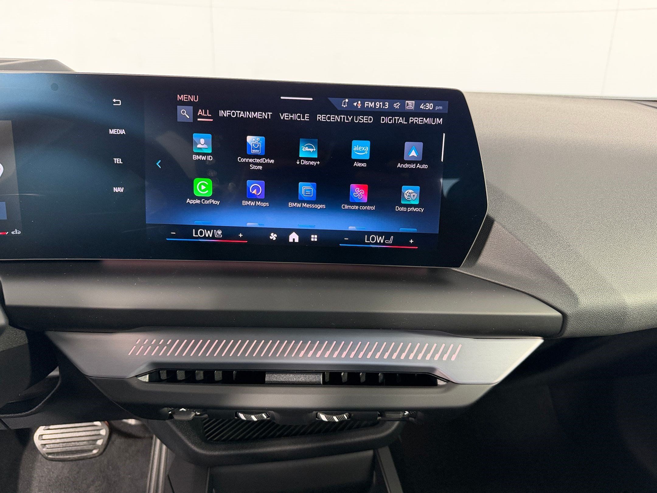 Used 2026 BMW 228i w/ Technology Package FWD image 15