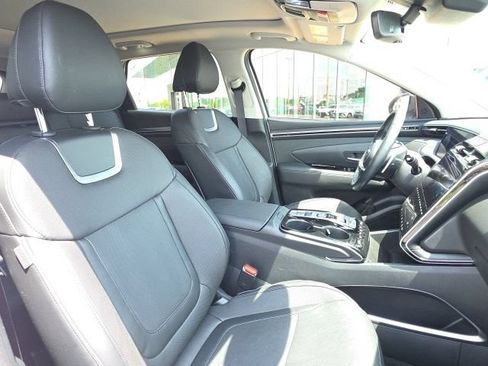 Certified 2024 Hyundai Tucson Limited FWD image 10