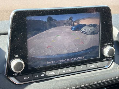 Certified 2023 Nissan Rogue SV image 8