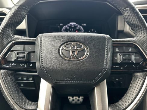 Used 2024 Toyota Tundra Limited image 21
