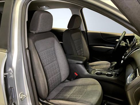 Used 2022 Chevrolet Equinox LT image 28