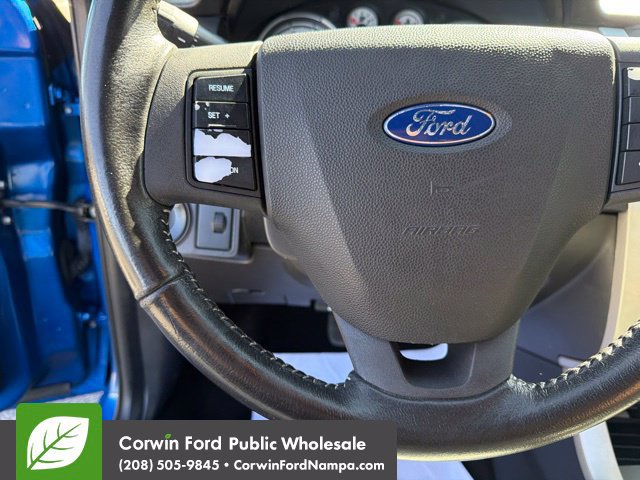 Used 2010 Ford Focus SE FWD image 14