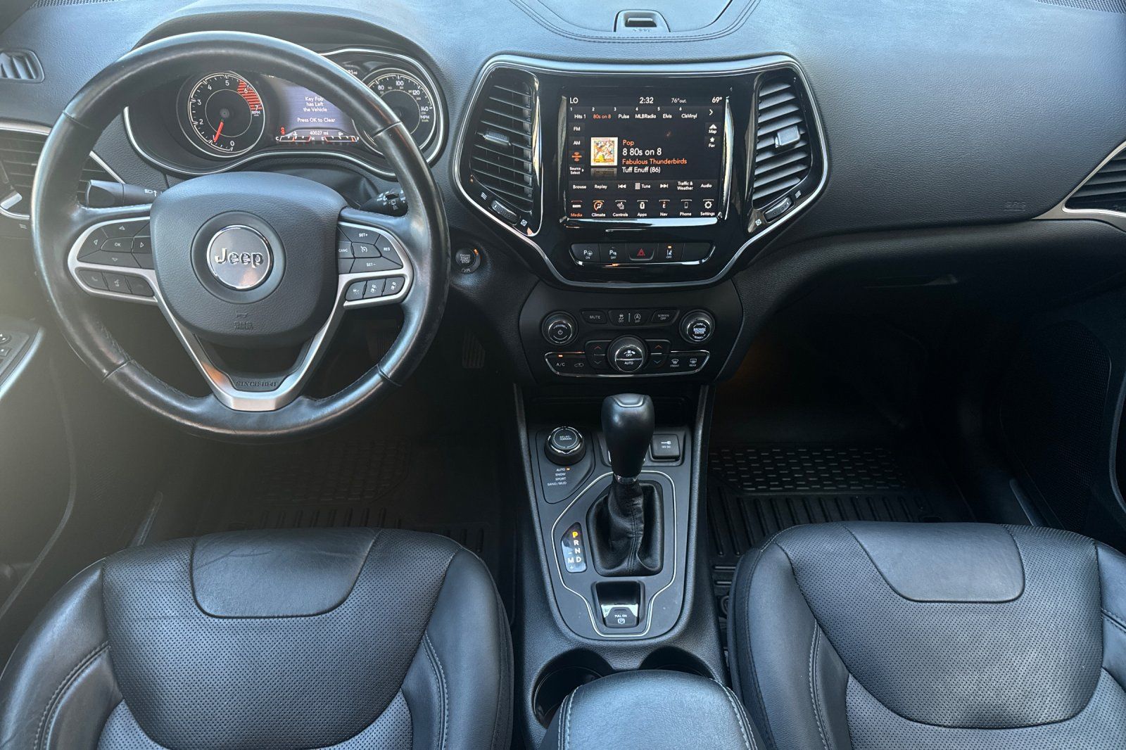 Used 2020 Jeep Cherokee High Altitude AWD/4WD image 14