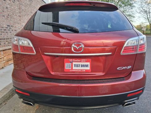 Used 2010 MAZDA CX-9 Touring w/ Moonroof & Bose Audio Pkg FWD image 4
