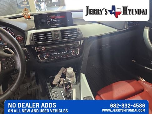 Used 2016 BMW 328i Sedan RWD image 12