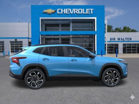 New 2026 Chevrolet Trax RS w/ Sunroof Package image 6
