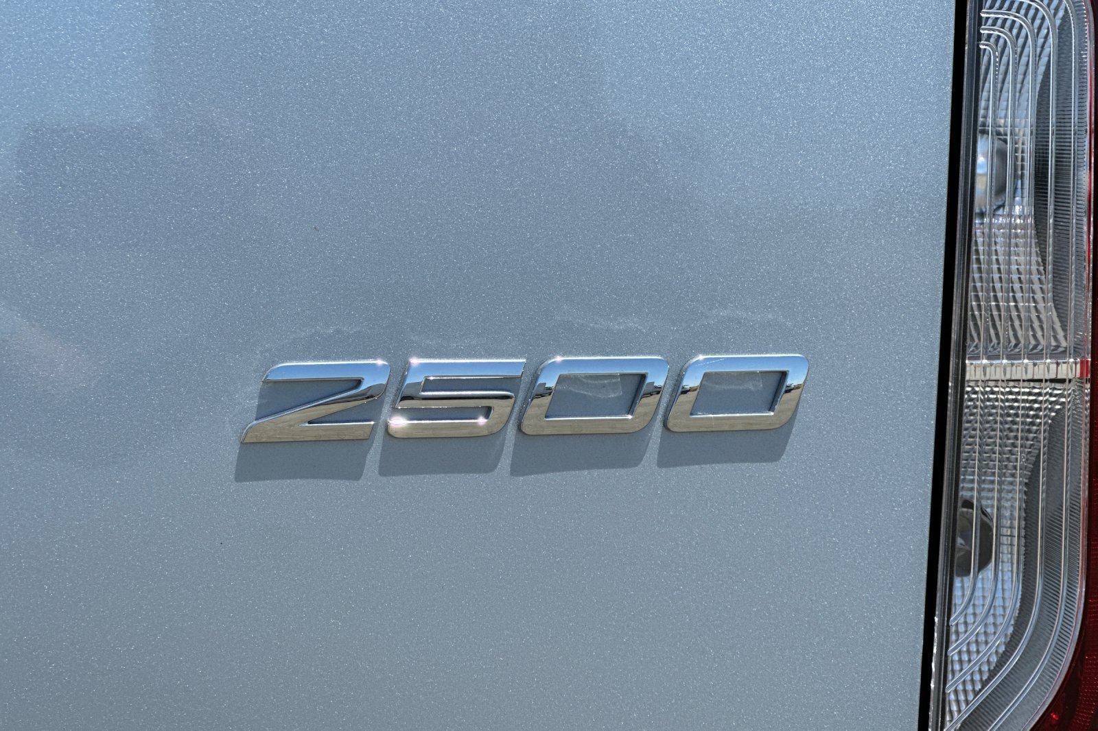Used 2025 Mercedes-Benz Sprinter 2500 image 11