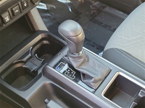 Used 2023 Toyota Tacoma TRD Sport image 12