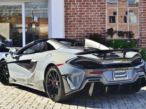 Used 2020 McLaren 600LT Spider RWD image 4