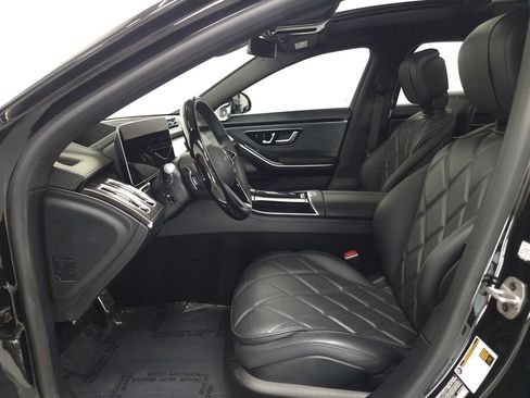 Certified 2024 Mercedes-Benz Maybach S 580 4MATIC image 8