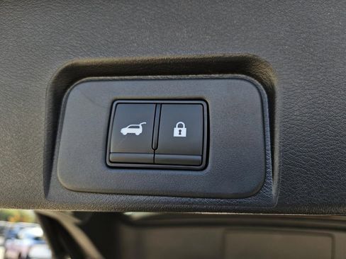 New 2026 Nissan Rogue SV image 7