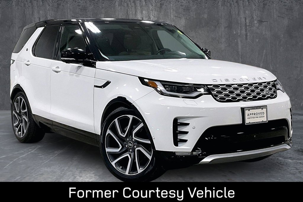 Used 2025 Land Rover Discovery Metropolitan Edition AWD/4WD image 3