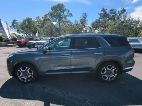 Used 2023 Hyundai Palisade Limited image 8