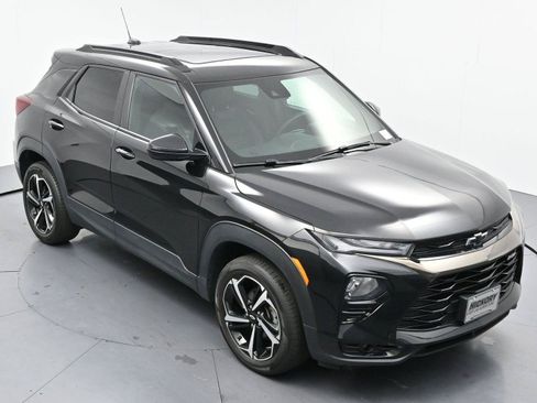 Used 2022 Chevrolet TrailBlazer RS w/ Sun and Liftgate Package AWD/4WD image 37