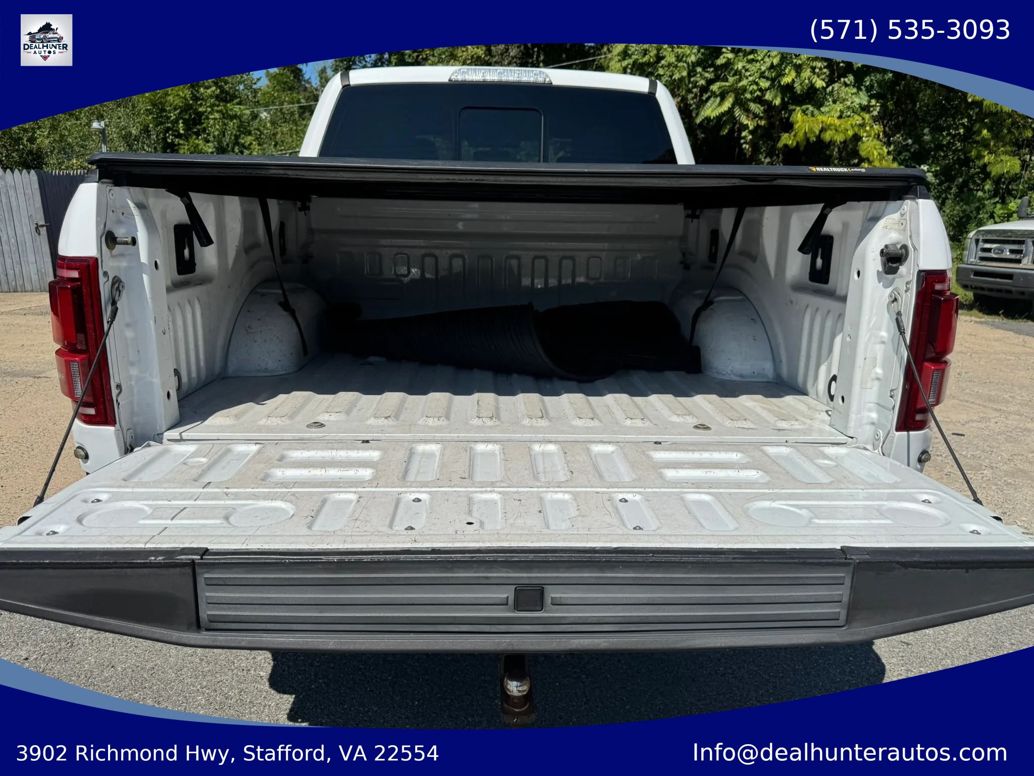 Used 2018 Ford F150 Raptor w/ Equipment Group 801A Mid AWD/4WD image 15