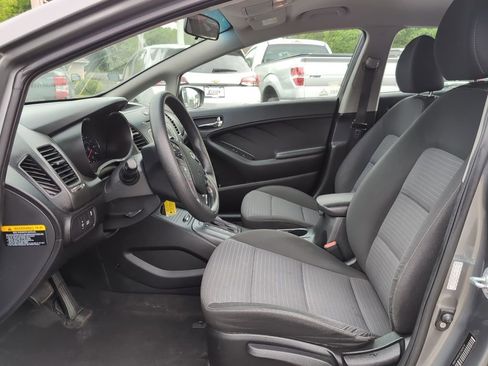 Used 2016 Kia Forte LX w/ LX Popular Plus Package FWD image 8
