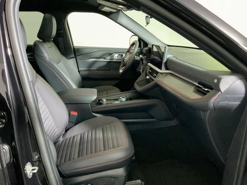 New 2026 Ford Explorer ST-Line AWD/4WD image 30