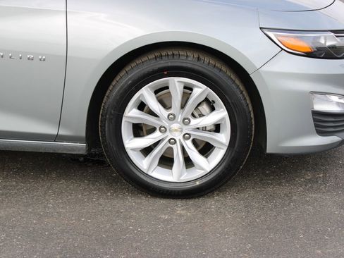 Used 2024 Chevrolet Malibu LT image 12