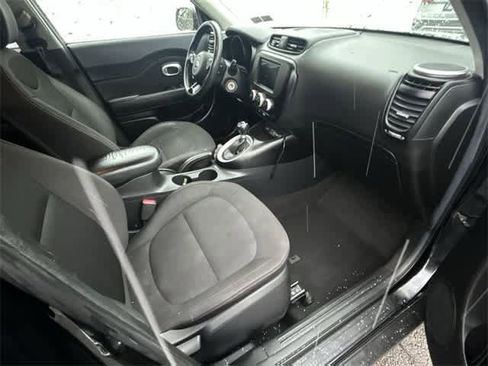 Used 2016 Kia Soul image 19