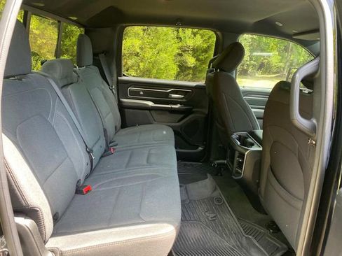 Used 2022 RAM 1500 Big Horn AWD/4WD image 32