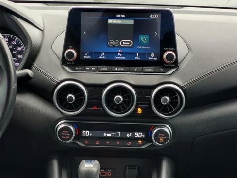 Used 2021 Nissan Sentra SV image 32