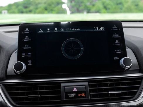 Used 2019 Honda Accord Sport image 29