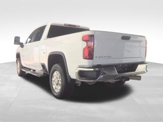 Used 2024 Chevrolet Silverado 2500 LT AWD/4WD image 5