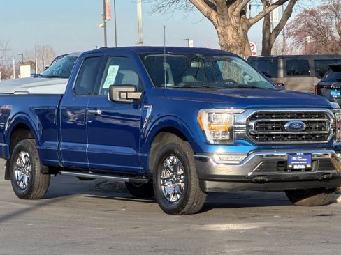 Certified 2022 Ford F150 XLT w/ Equipment Group 302A High image 9