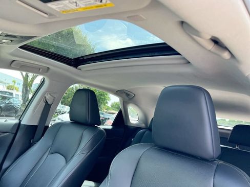 Certified 2022 Lexus RX 350 FWD w/ Premium Package image 19